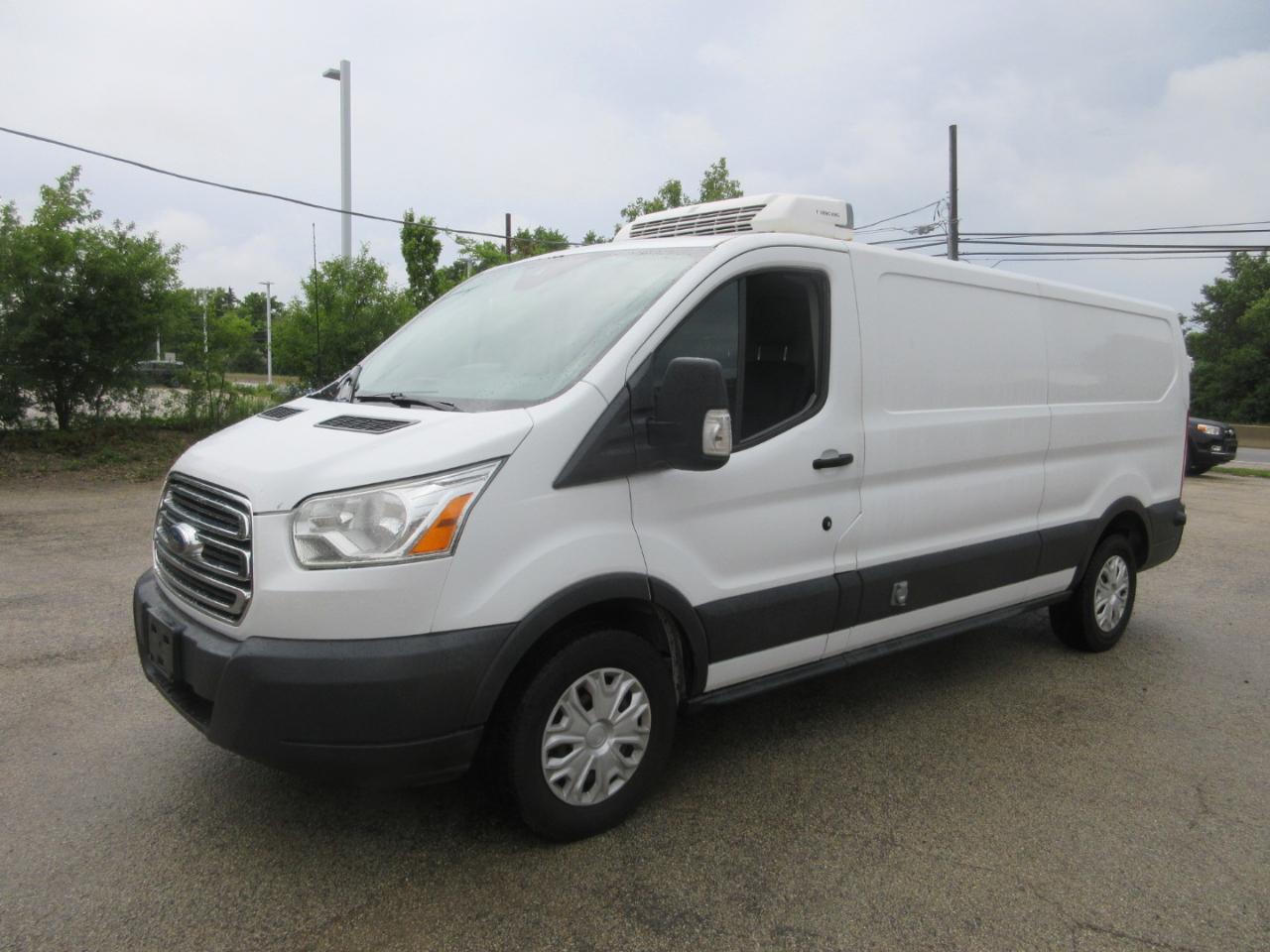 ford transit van 2017 1FTYR2ZM0HKA75727 image ford transit van 2017 1FTYR2ZM0HKA75727 image